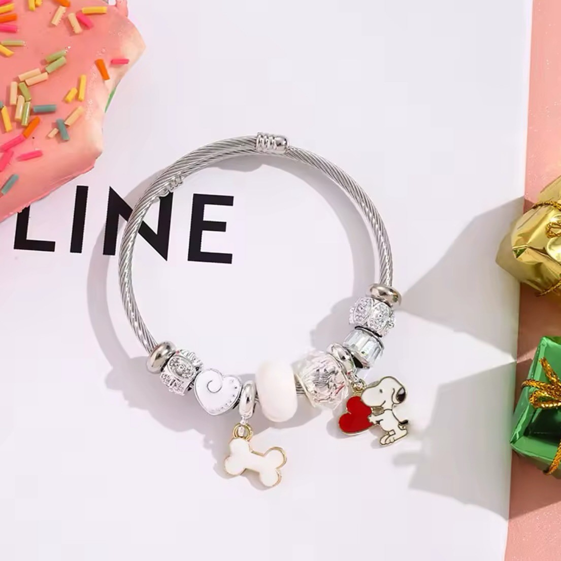かわいい漫画スヌーピーボーンハートビーズブレスレットジュエリ - Jewelry Making Metals のレビューと価格