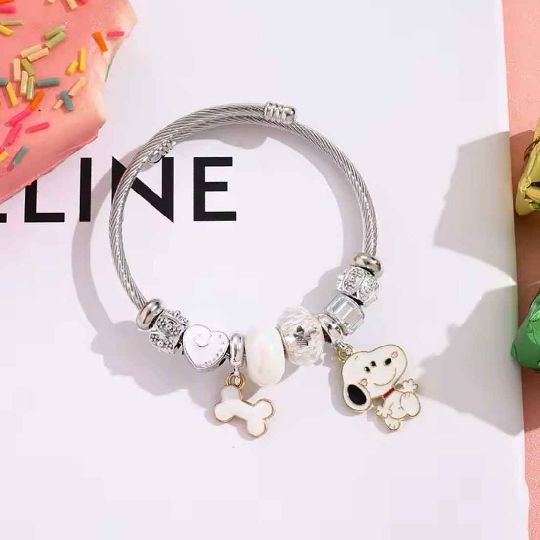 かわいい漫画スヌーピーボーンハートビーズブレスレットジュエリ - Jewelry Making Metals のレビューと価格